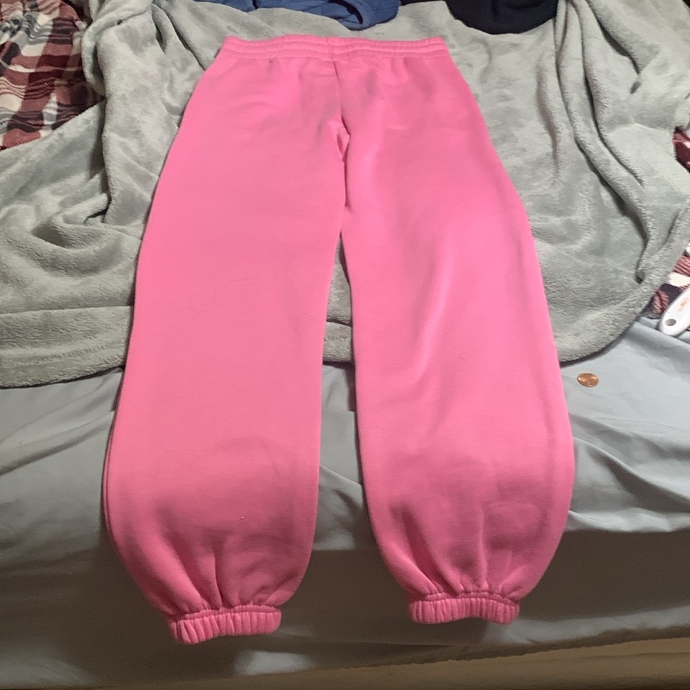 Hello kitty and friends sweat pants - Picture 2 of 2